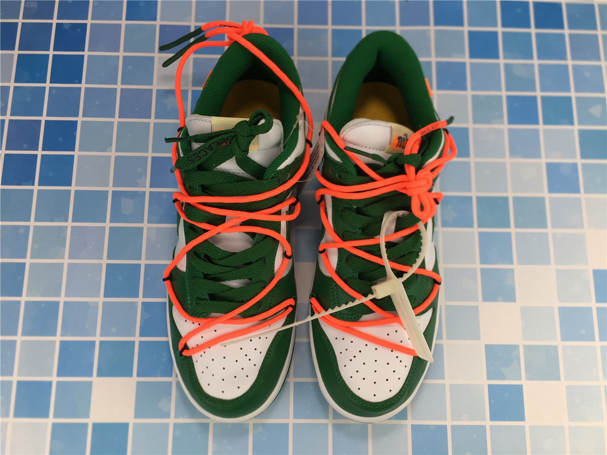 OFF-WHITE x Dunk Low Pine Green CT0856-100